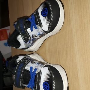 Light up avengers marvel kid shoes